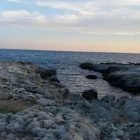 Mottarone Cerca De Mar فيلة